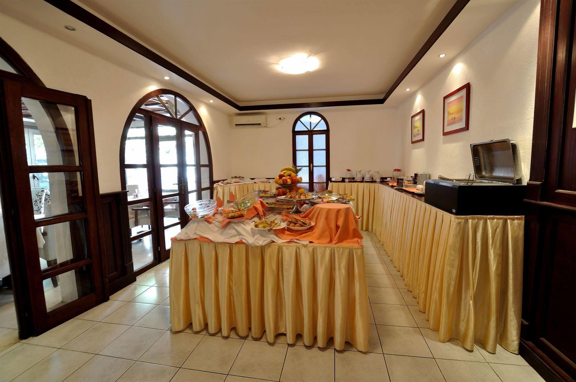 Vila Duric - Ex Hotel Duric Petrovac Dış mekan fotoğraf